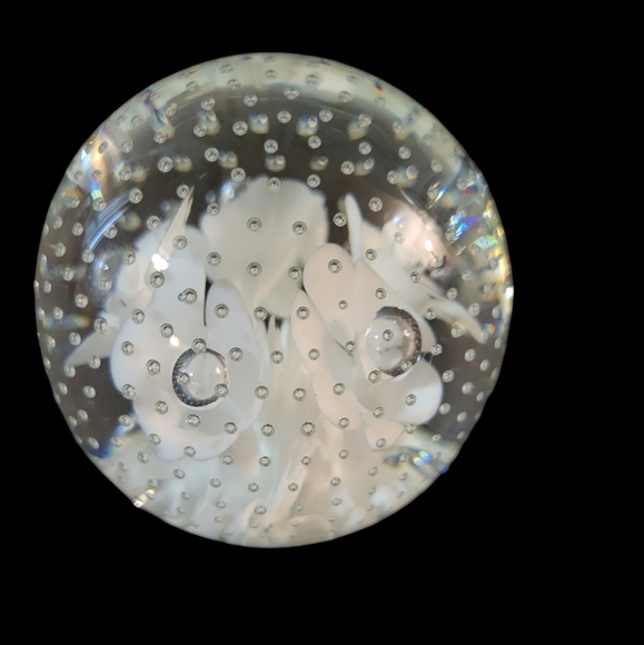 Joe St.Clair Trumpet Flower Paperweight - Picture 2 of 9